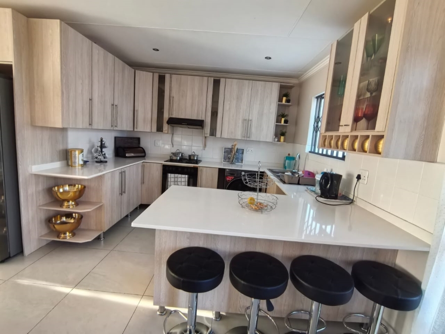 3 Bedroom Property for Sale in Bloemspruit Free State